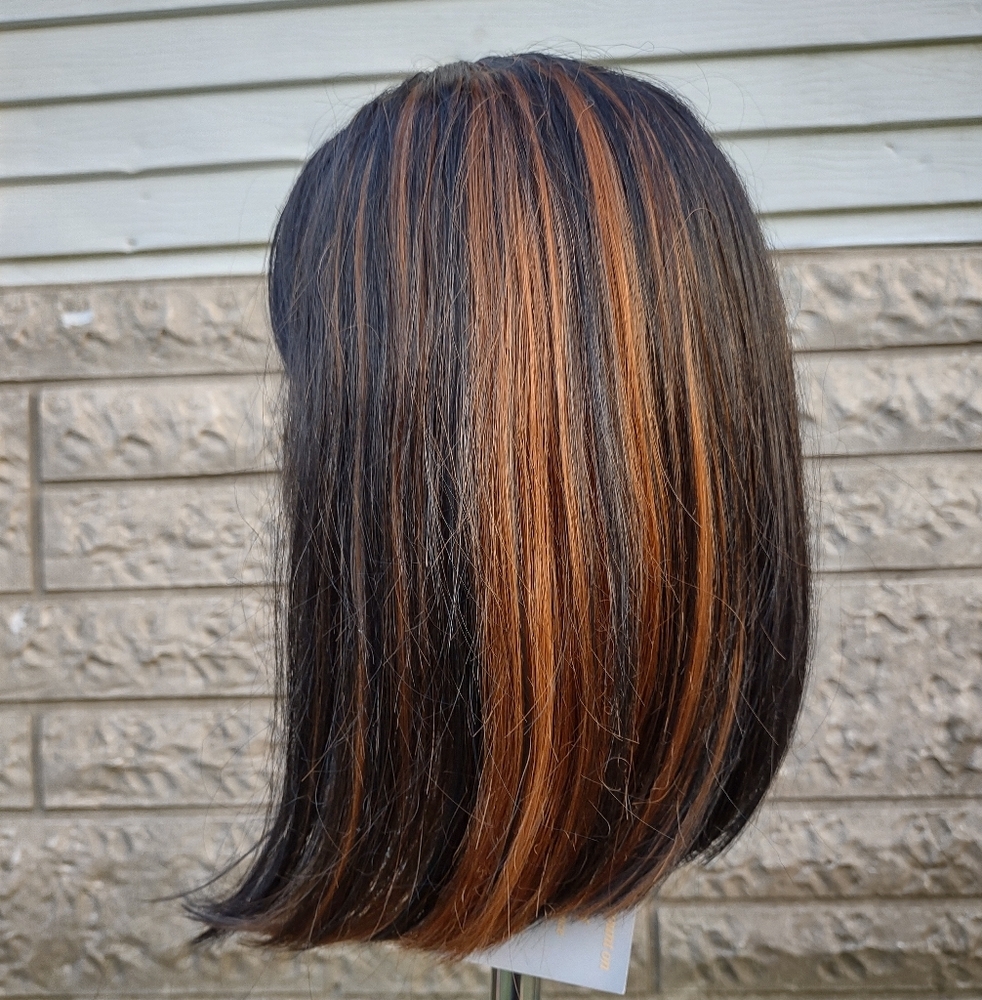 ❤️ 2/$20 Stylish Black and Brown Women's Wig - Picture 4 of 10